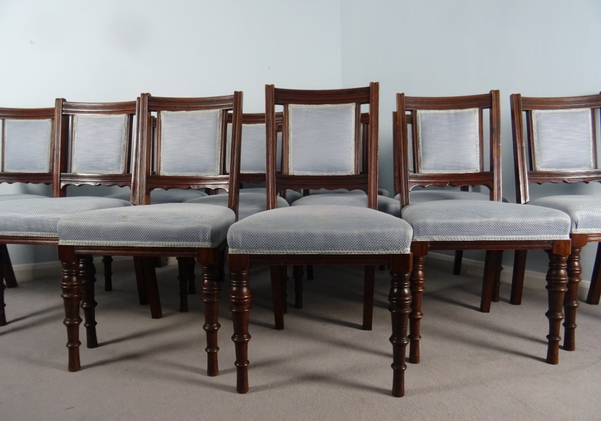 A Superb Set Of 12 Maple and Co. London Mahogany Dining Chairs (12).JPG